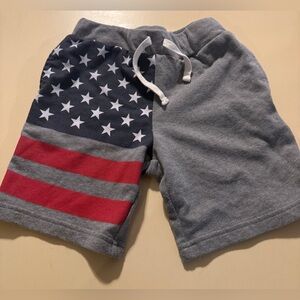 Children’s Place American Flag Boys Size 5/6 Shorts